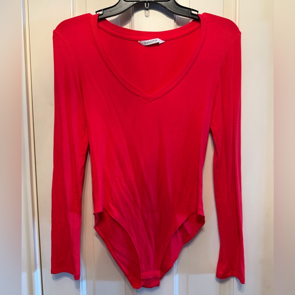 Scoop neck Red Long Sleeve Bodysuit Sz small